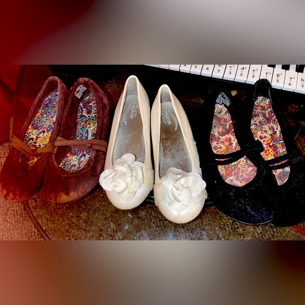 Girls flats